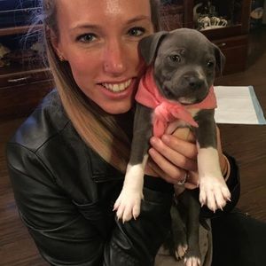 Meet your Posher, Laina